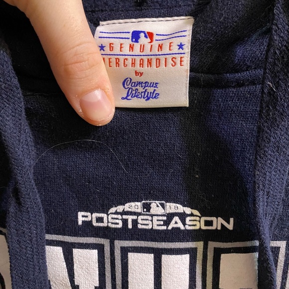2018 NYC Yankees Post Season Baseball Hoodie - Picture 2 of 3